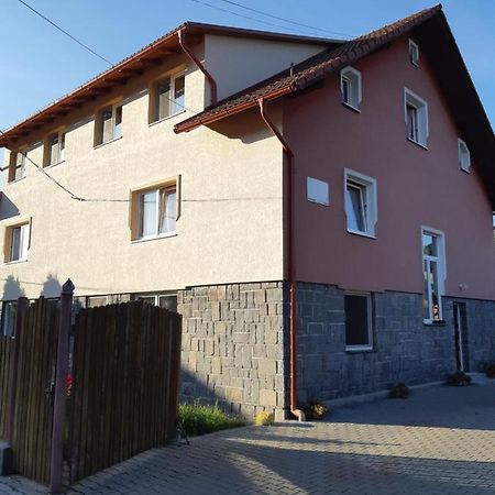 Ibolya-Imola Bed & Breakfast Praid Exterior foto