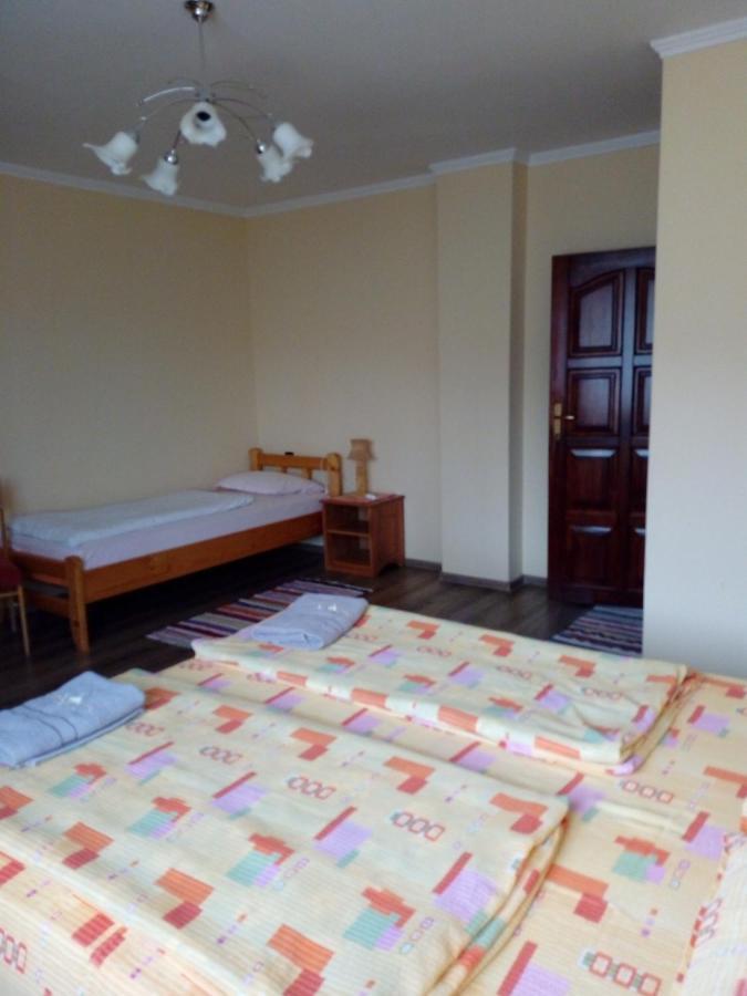 Ibolya-Imola Bed & Breakfast Praid Exterior foto
