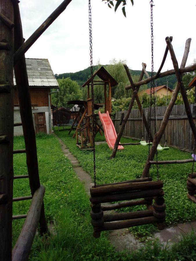 Ibolya-Imola Bed & Breakfast Praid Exterior foto