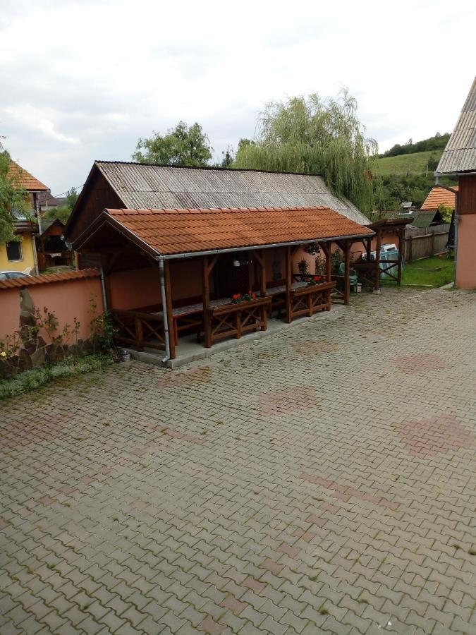 Ibolya-Imola Bed & Breakfast Praid Exterior foto